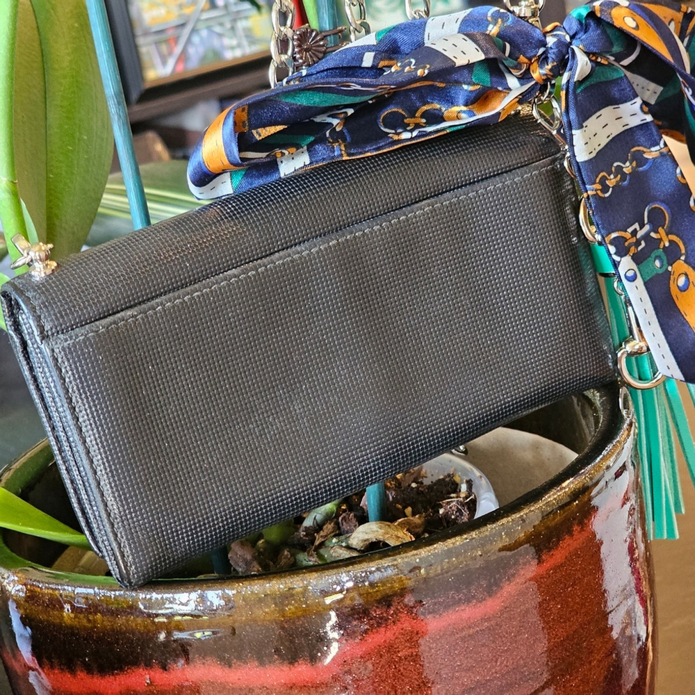 Gucci Black Leather Continental Wallet W/Crossbody Chain, Twilly, & Charm Added - Picture 12 of 16